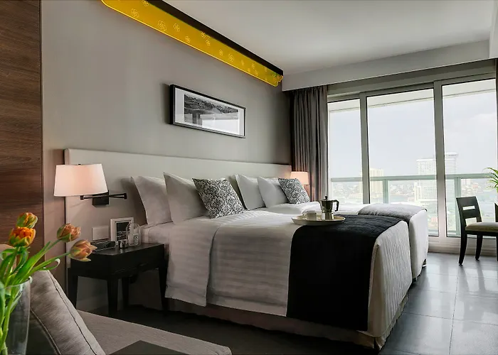 Klapsons The River Residences Hotel
